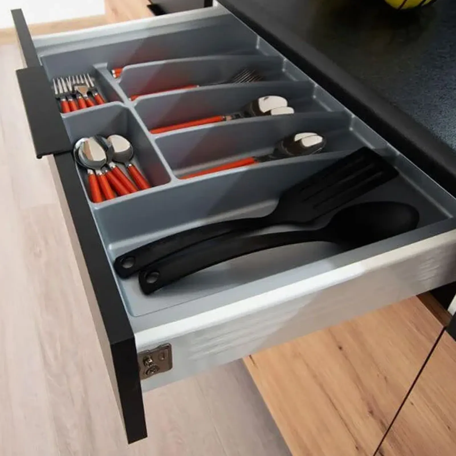 Garnero Arredamenti Cucine Complete|Cucine Complete-Cucina 260cm moderna componibile standard quercia nero Terry