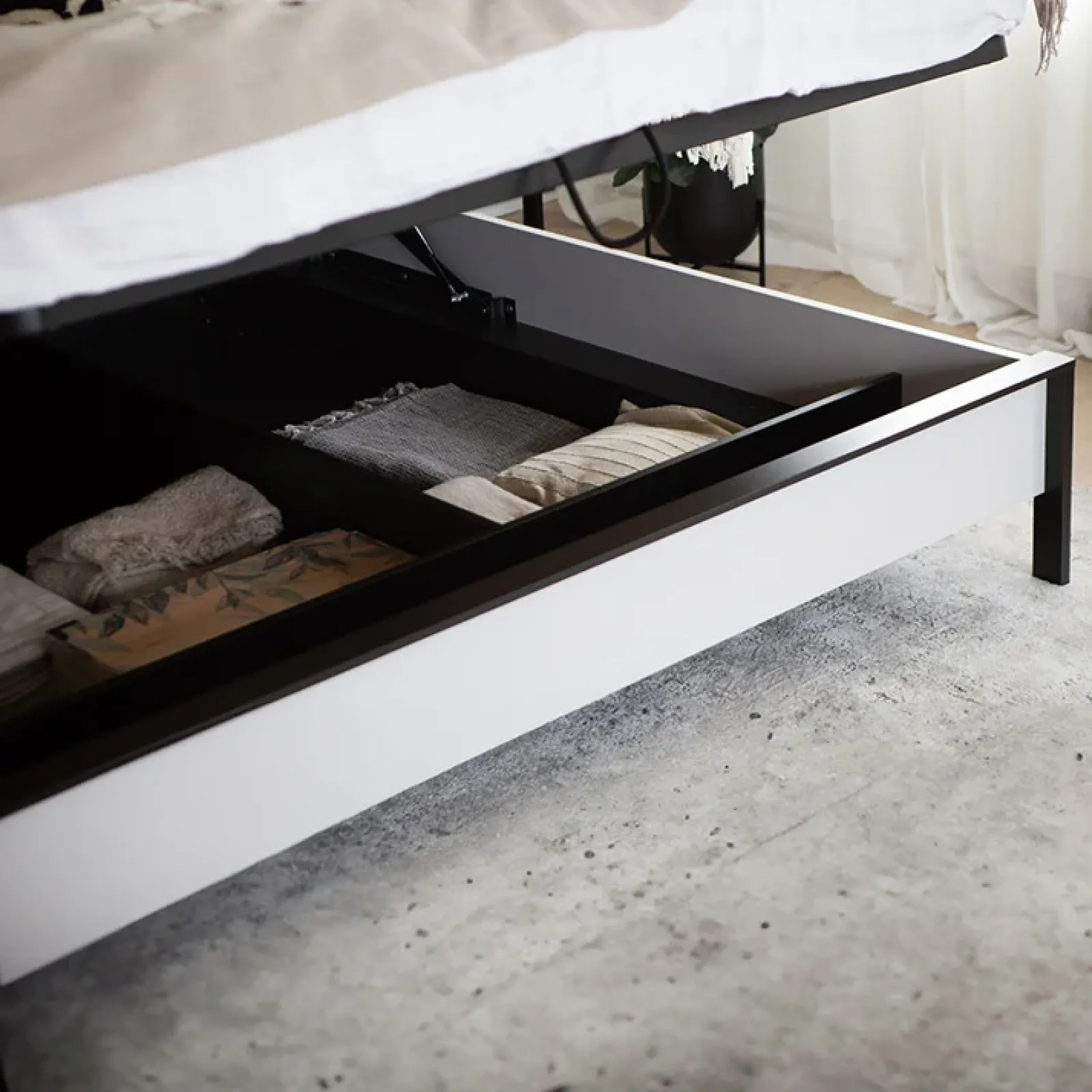 Garnero Arredamenti Letti Oversize-Letto oversize contenitore 180x200cm con LED e presa USB-C grigio nero rovere Luna