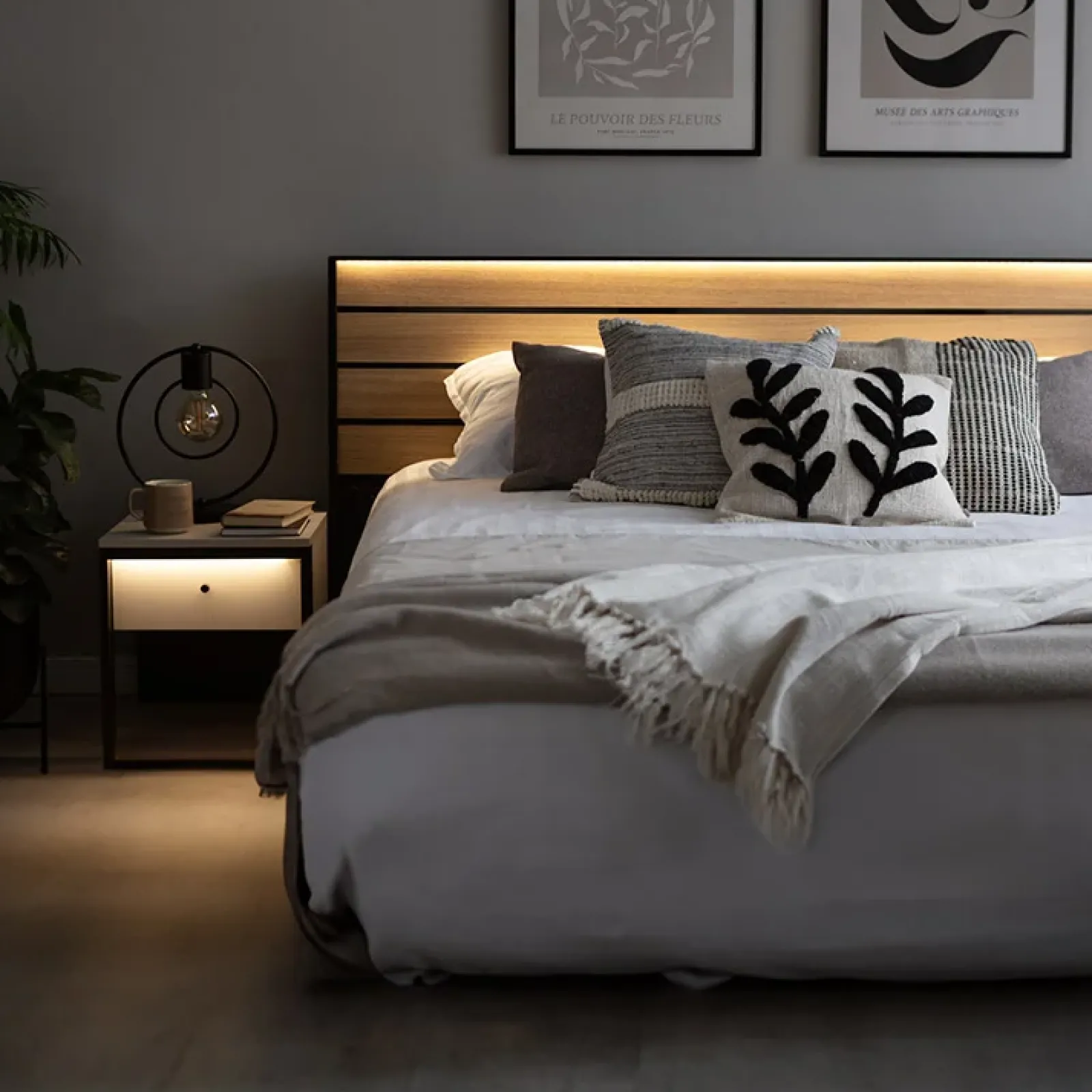 Garnero Arredamenti Letti Oversize-Letto oversize contenitore 180x200cm con LED e presa USB-C grigio nero rovere Luna