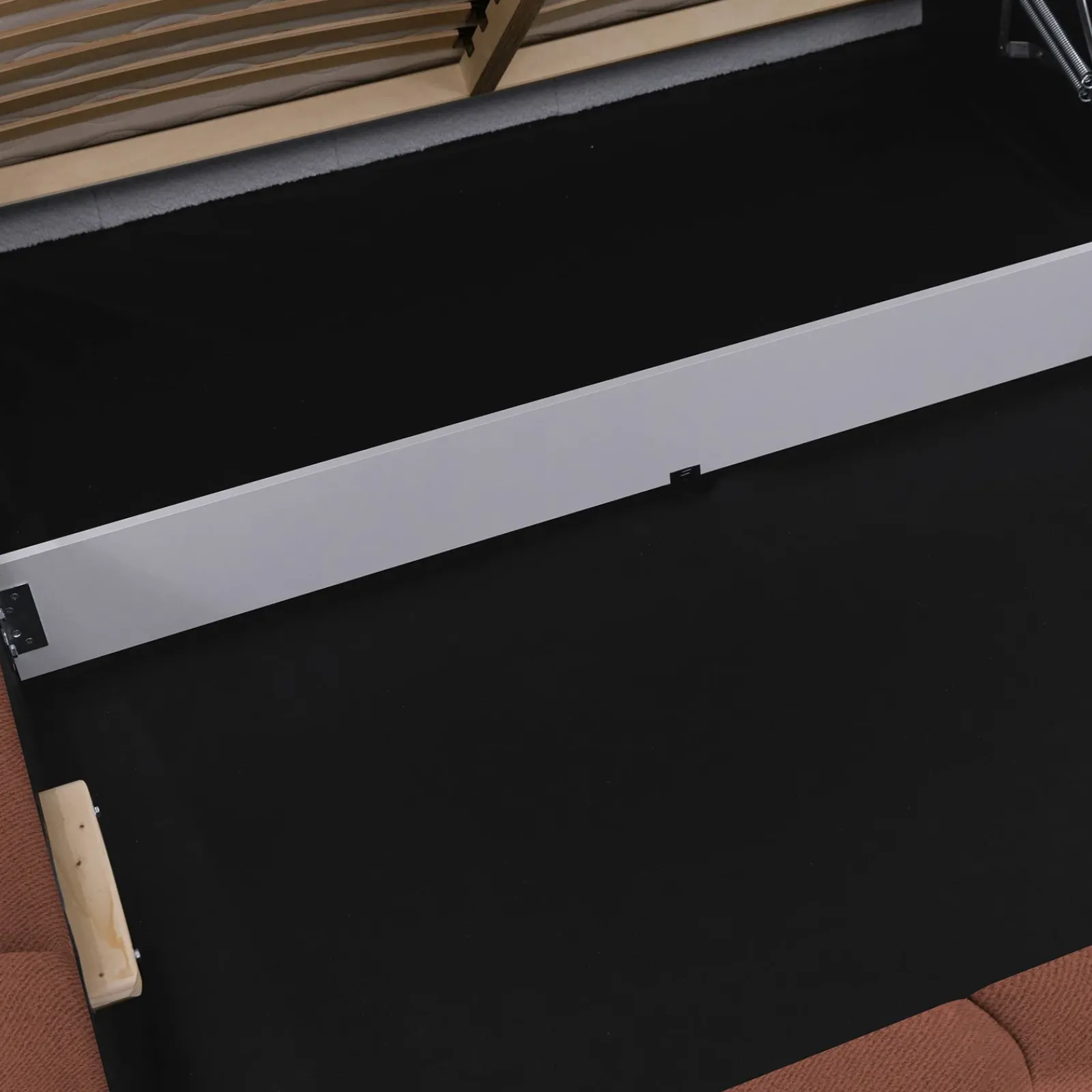 Garnero Arredamenti Letti Oversize-Letto oversize 180x200cm con rete contenitore imbottito rosso mattone Aluna Tessuto Kronos Rosso Mattone