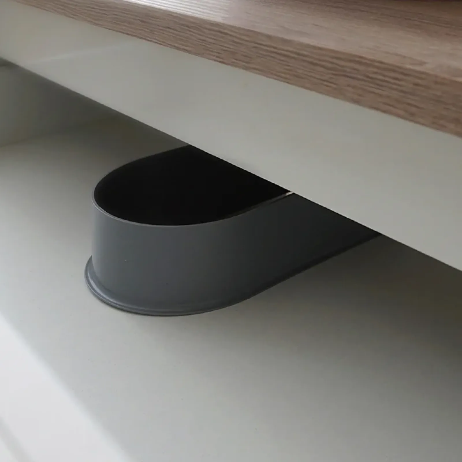 Garnero Arredamenti Mobili Bagno A Terra-Mobile bagno a terra 61cm con lavabo 1 cassetto 1 anta rovere bianco Ilias