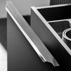 Garnero Arredamenti Mobile Bagno Sospeso-Mobile bagno sospeso 140cm 2 cassettoni e 2 cassetti attrezzati e 2 vani Serif Nero