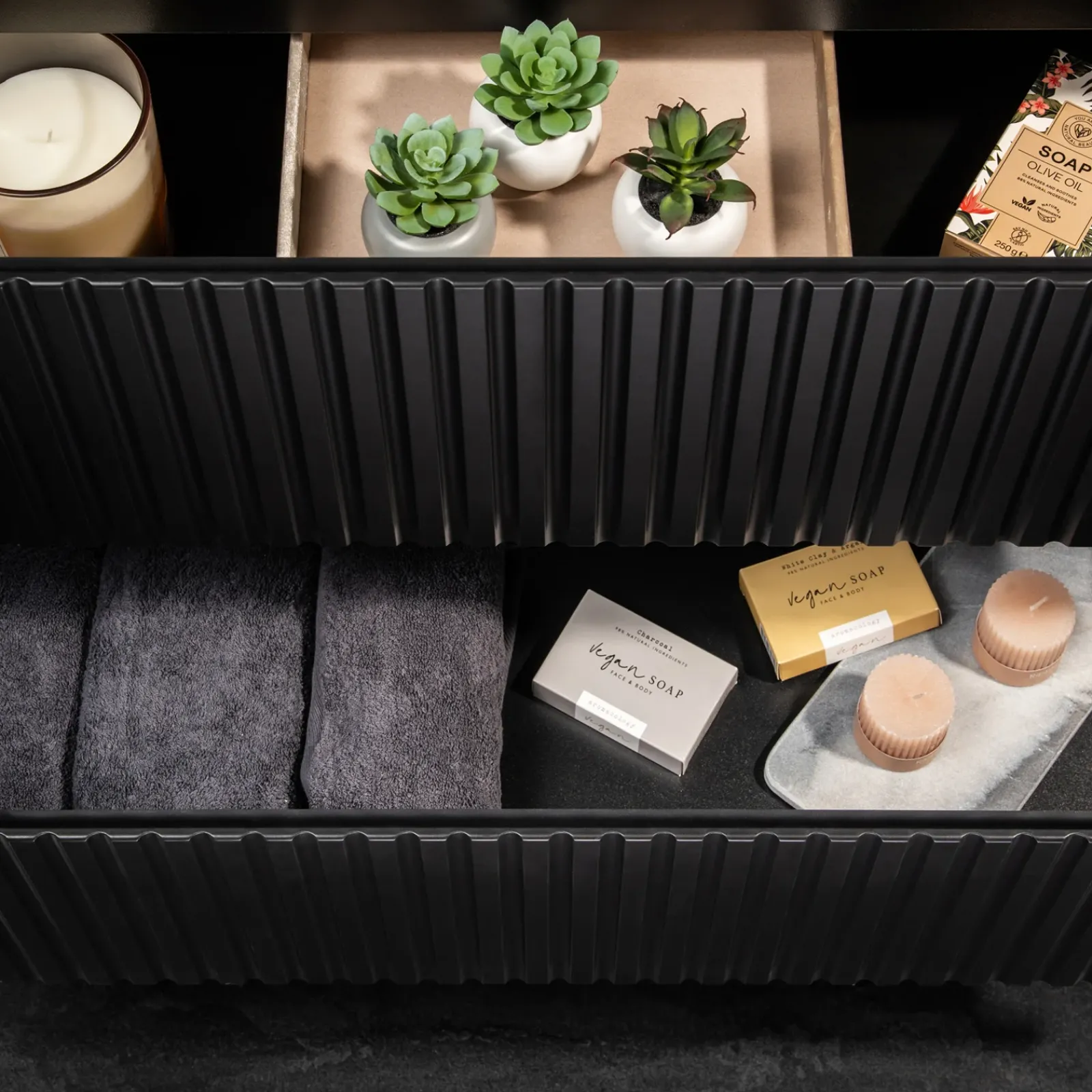 Garnero Arredamenti Mobile Bagno Sospeso-Mobile bagno sospeso 80cm cannettato 2 cassetti e vani rovere Cleany Nero