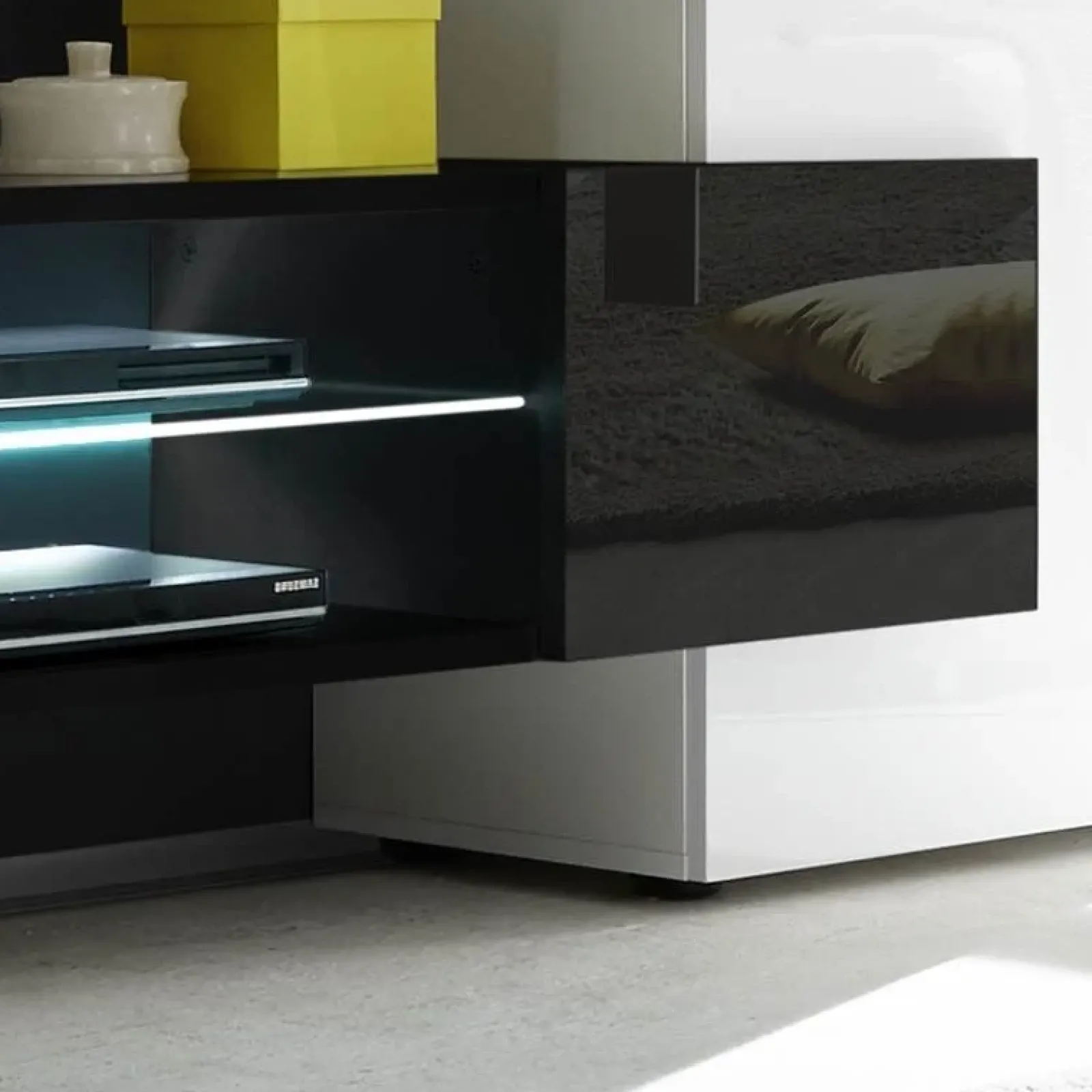 Garnero Arredamenti Parete Attrezzata A Terra|Pareti Attrezzate-Parete attrezzata 258x143h cm soggiorno bianco nero lucido Starck Bianco Lucido - Nero Lucido