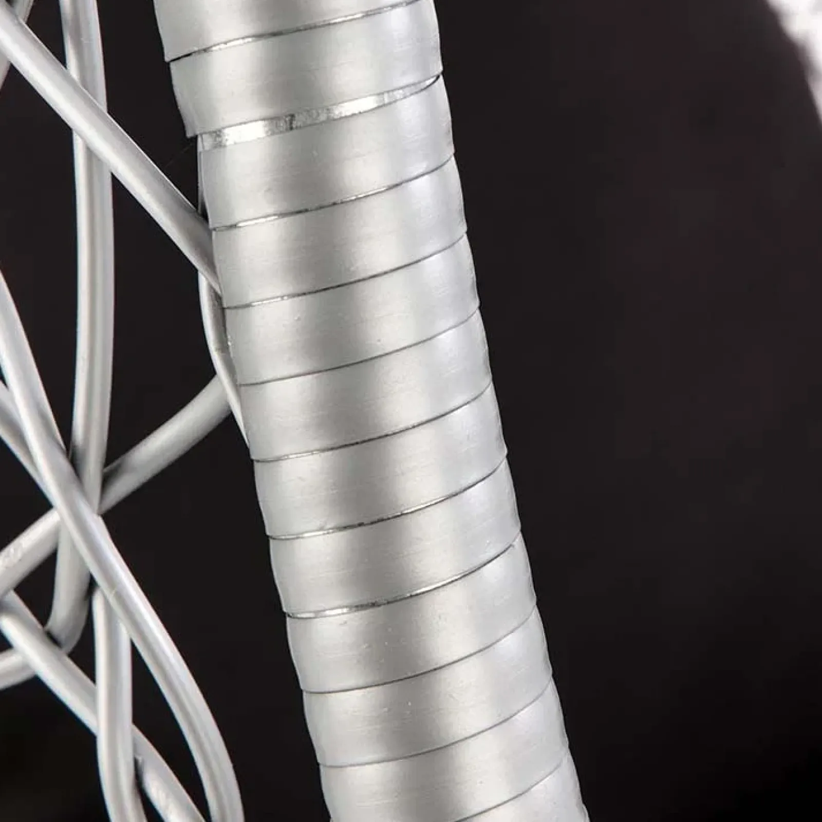 Garnero Arredamenti Dondoli Da Giardino|Poltrone Da Giardino-Poltrona da giardino a dondolo sospesa rattan grigio Seychelles