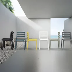 Garnero Arredamenti Sedie Polipropilene-Sedia da pranzo impilabile moderna in polipropilene Nature Nero