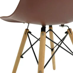 Garnero Arredamenti Sedie Polipropilene-Sedia da pranzo stile scandinavo in polipropilene gambe legno Efesto Marrone
