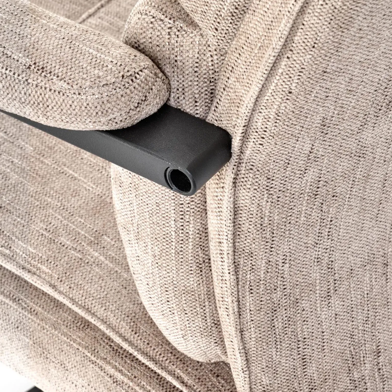 Garnero Arredamenti Sedie Da Ufficio|Sedie Scrivania Ufficio-Sedia da ufficio con ruote e braccioli in tessuto Yara Beige