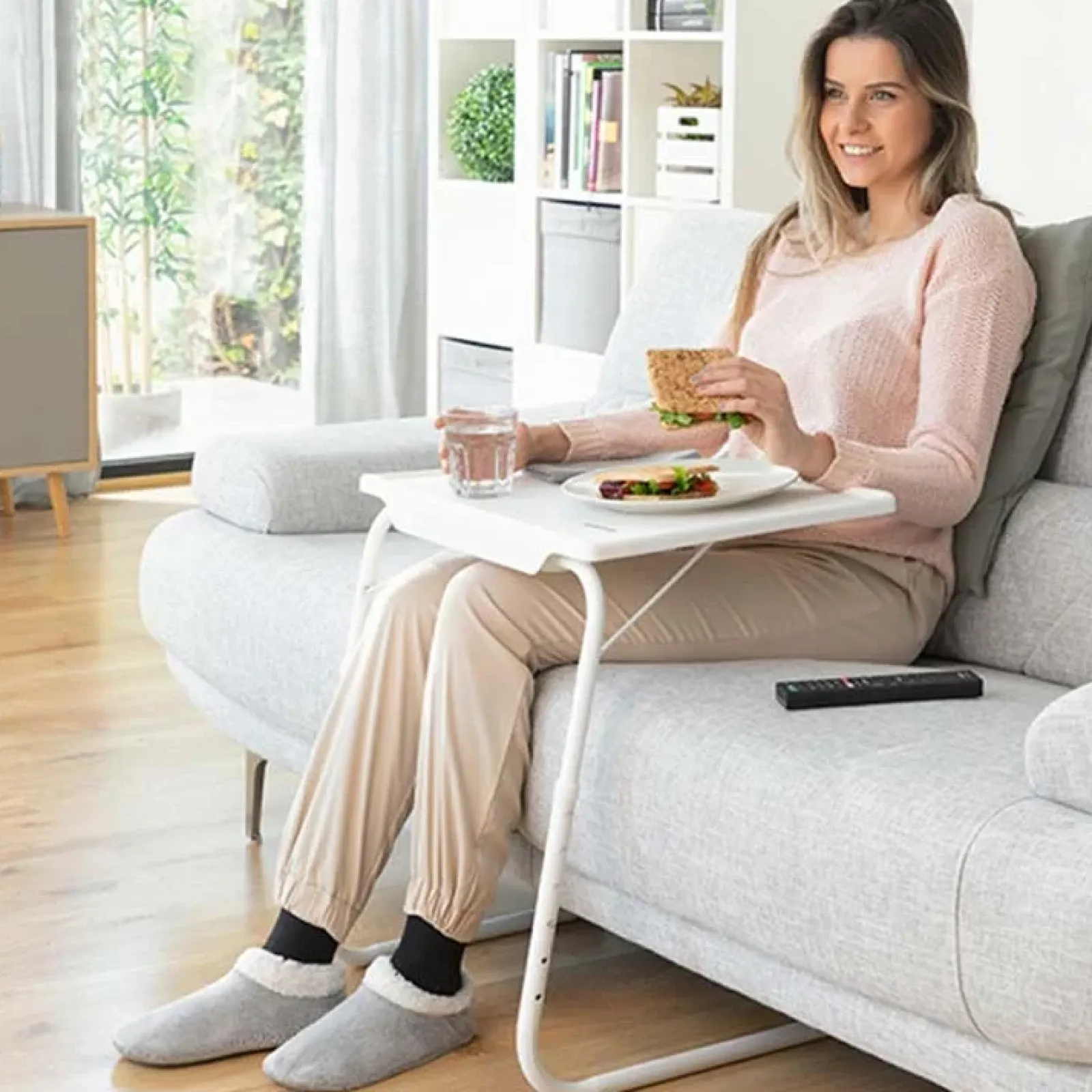 Garnero Arredamenti Accessori Ufficio-Tavolino pieghevole multiposizione 53x70cm metallo bianco Giga