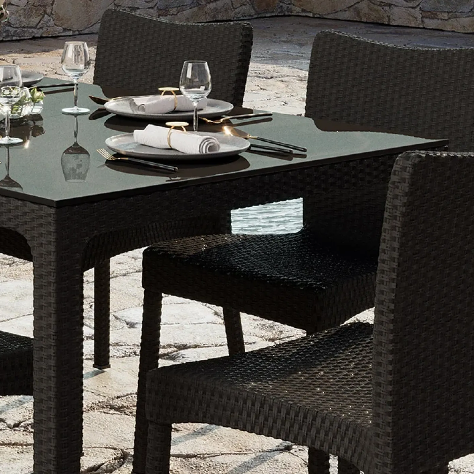 Garnero Arredamenti Tavoli Da Giardino|Tavoli Da Pranzo-Tavolo da giardino esterno bar dehors 90x90cm polipropilene effetto rattan e vetro Claro Marrone