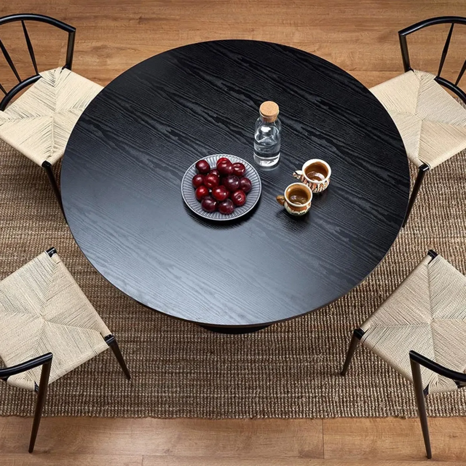 Garnero Arredamenti Tavoli Laccati|Tavoli Da Pranzo-Tavolo da pranzo rotondo 120x77cm nero Igino