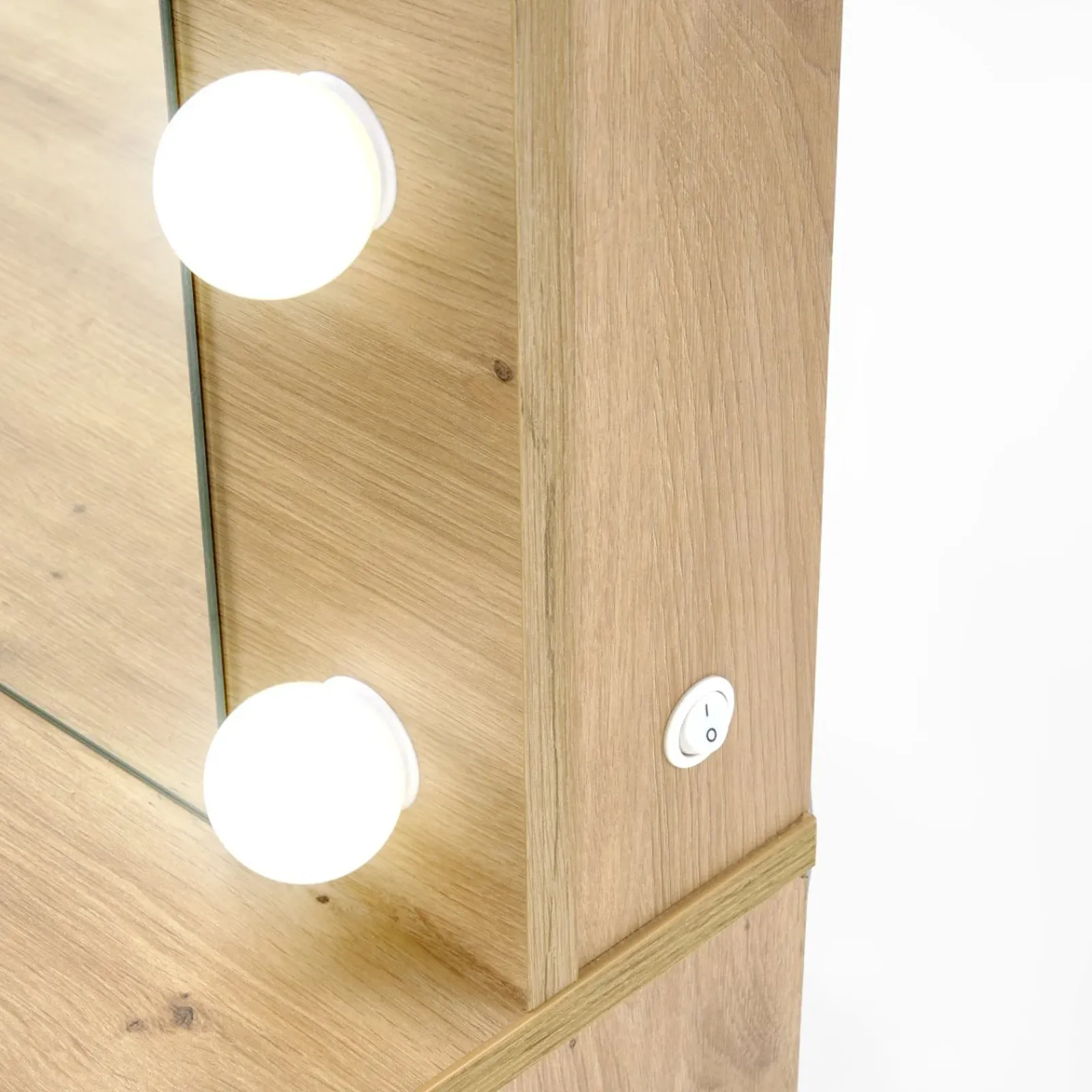 Garnero Arredamenti Toeletta Trucco-Toeletta da trucco con specchio 120x140cm con LED Cherie Rovere