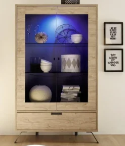 Garnero Arredamenti Vetrinette|Vetrinette-Vetrinetta 106x177h cm 2 ante 1 cassetto sherwood oak Juvena